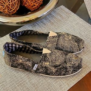 Toms Classic Stylish Printed Denim Men 10 Alpargatas Shoes